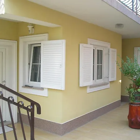 Family Apartments Ankica Crikvenica Room photo
