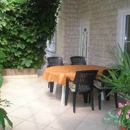 Family Apartments Ankica Crikvenica Exterior photo